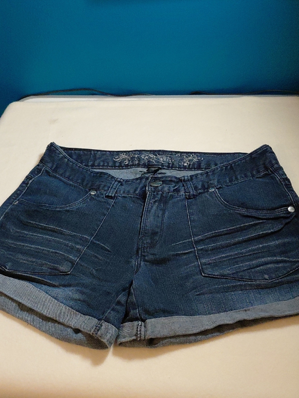Express Dark Blue Rolled Hem Whisker Fade, Denim Shorts. Size 8